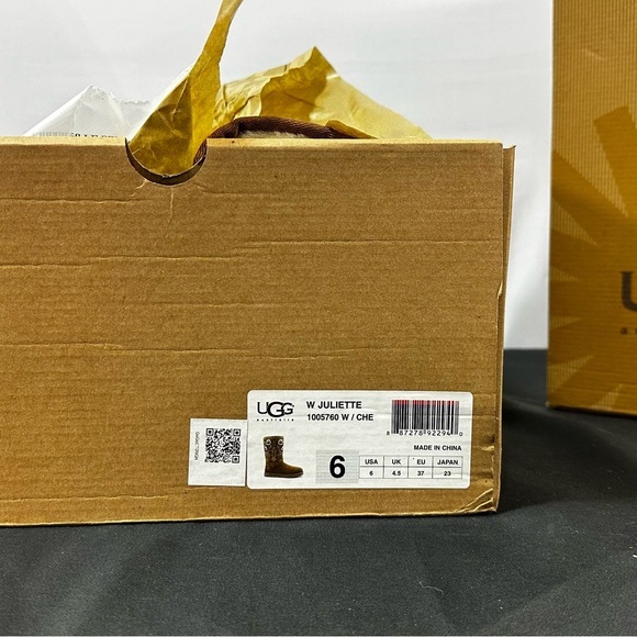 UGG Brown and Yellow Winter Boots with Floral Embroidery - Picture 7 of 8